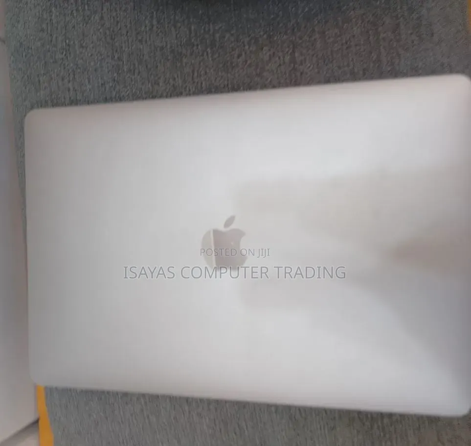 New Laptop Apple MacBook Air 2020 M1 8GB Apple M1 SSD 256GB