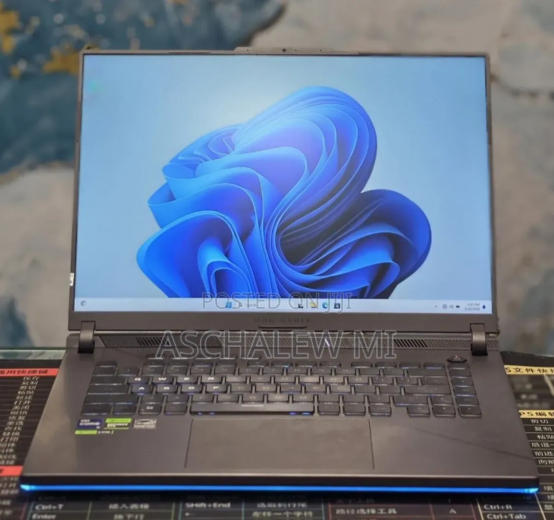 New Laptop Asus ROG Strix G16 16GB Intel Core i9 SSD 1T