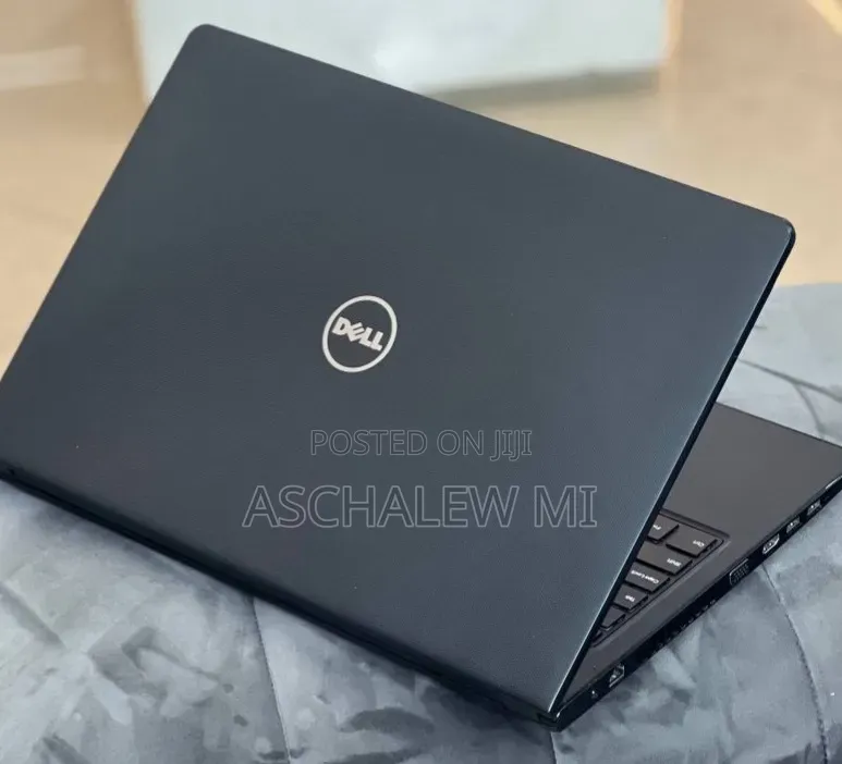New Laptop Dell Vostro 15 3000 8GB Intel Core i5 HDD 500GB