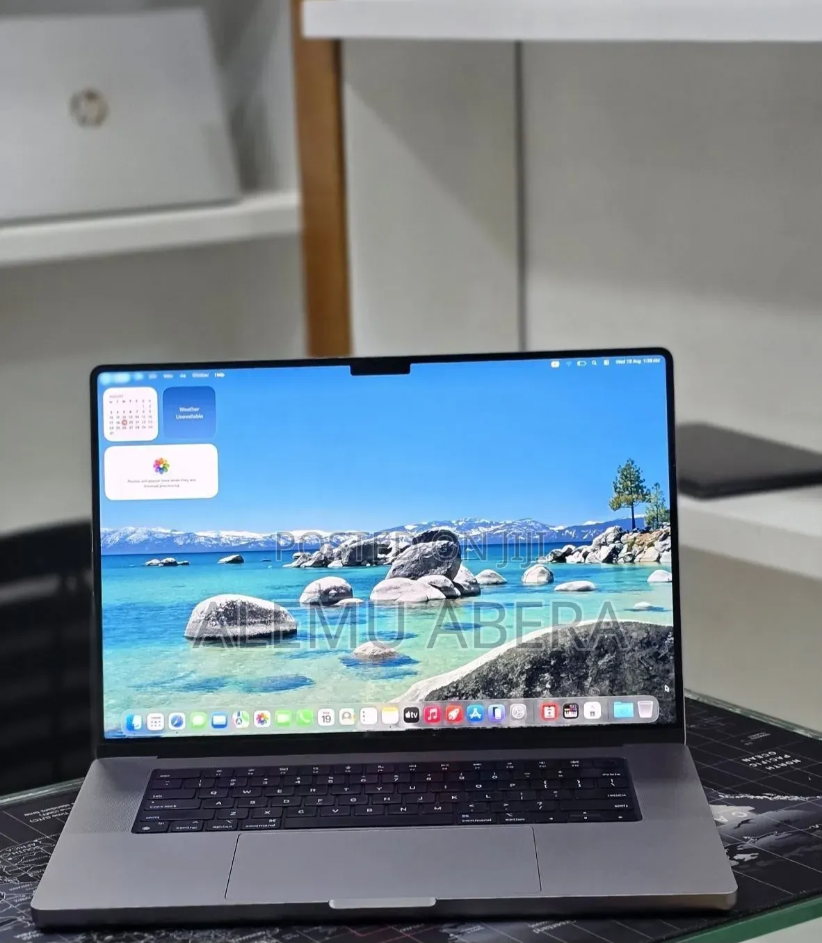 New Laptop Apple MacBook Pro 2023 M2 Pro 16GB Apple M2 SSD 512GB