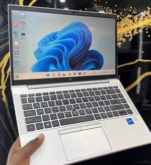 New Laptop HP EliteBook 840 G8 16GB Intel Core i5 SSD 512GB