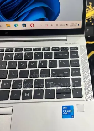 New Laptop HP EliteBook 840 G8 16GB Intel Core i5 SSD 512GB
