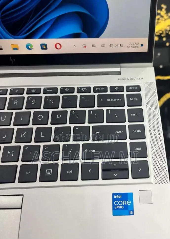 New Laptop HP EliteBook 840 G8 16GB Intel Core i5 SSD 512GB