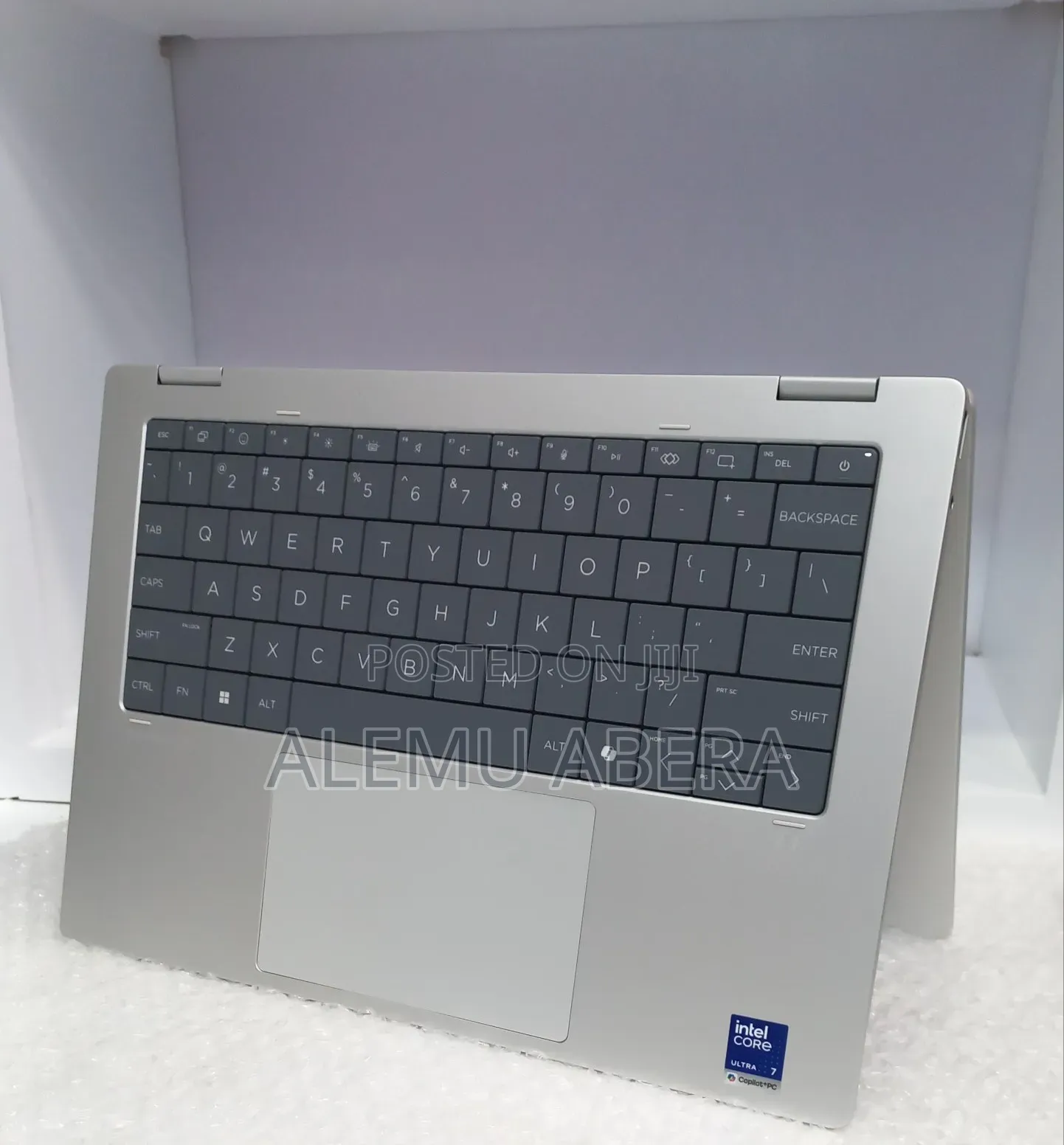 New Laptop HP OmniBook X Flip 14" 16GB Intel Core Ultra 7 SSD 1T
