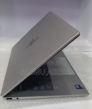 New Laptop HP OmniBook X Flip 14" 16GB Intel Core Ultra 7 SSD 1T