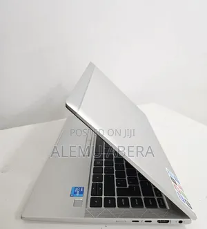 New Laptop HP EliteBook 840 G8 16GB Intel Core i5 SSD 512GB