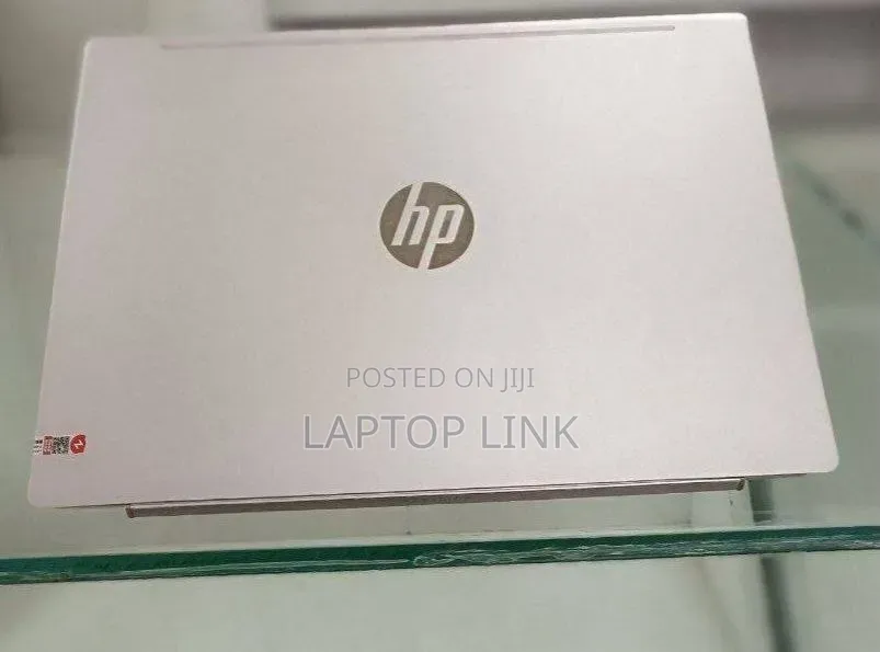 New Laptop HP Pavilion 14 8GB Intel Core i5 SSD 512GB
