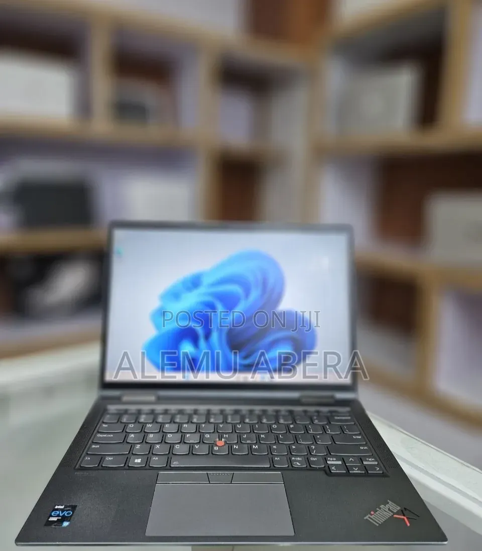 New Laptop Lenovo ThinkPad X1 Yoga 16GB Intel Core i7 SSD 512GB
