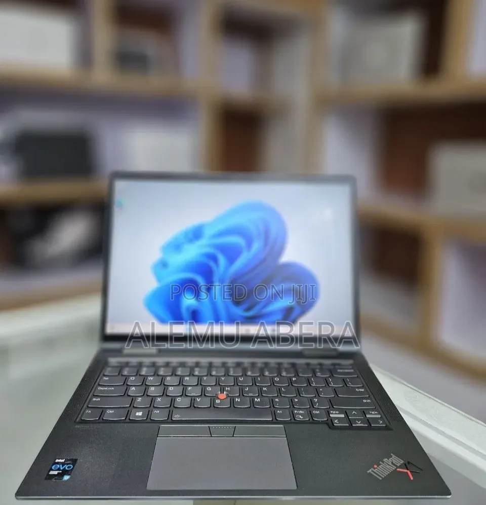New Laptop Lenovo ThinkPad X1 Yoga 16GB Intel Core i7 SSD 512GB