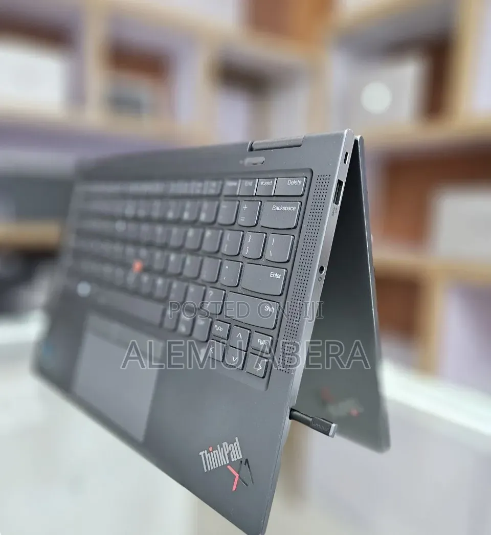 New Laptop Lenovo ThinkPad X1 Yoga 16GB Intel Core i7 SSD 512GB