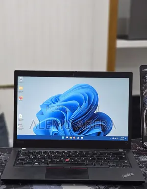 New Laptop Lenovo ThinkPad T14 16GB Intel Core i7 SSD 512GB