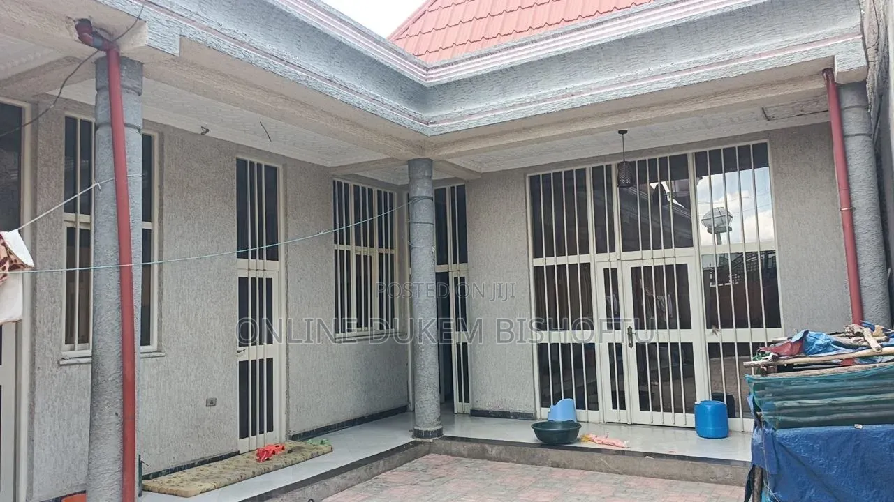 Furnished 7bdrm Villa in Bishoftu Dukem, Oromia-Finfinne for sale