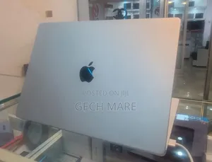 New Laptop Apple MacBook Pro 2021 M1 32GB Apple M1 Pro SSD 1T
