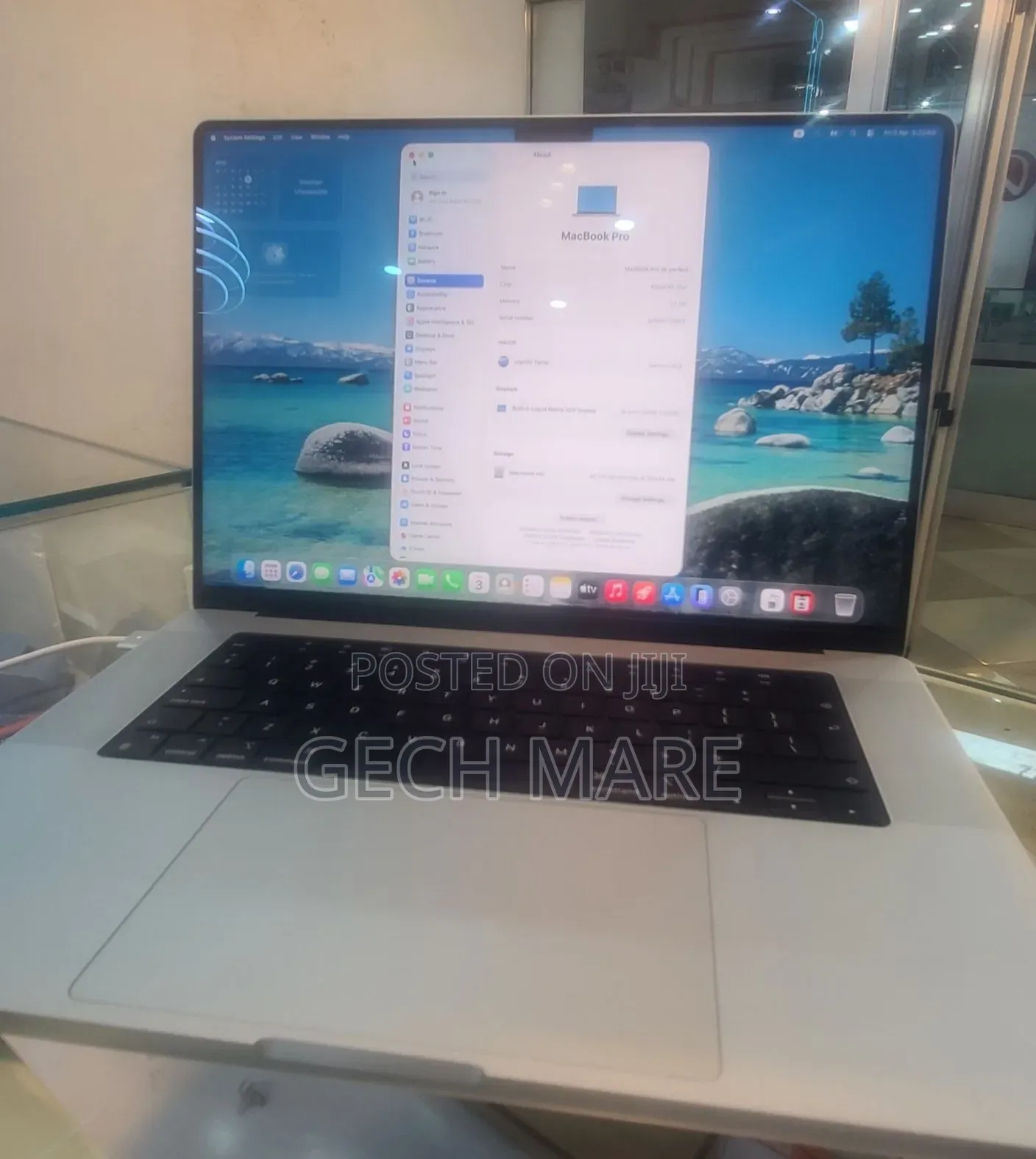 New Laptop Apple MacBook Pro 2021 M1 32GB Apple M1 Pro SSD 1T