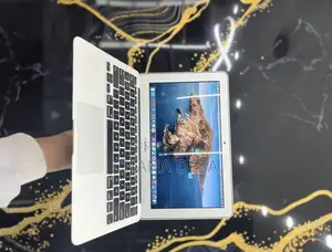 New Laptop Apple MacBook Air 2015 8GB Intel Core i5 SSD 128GB