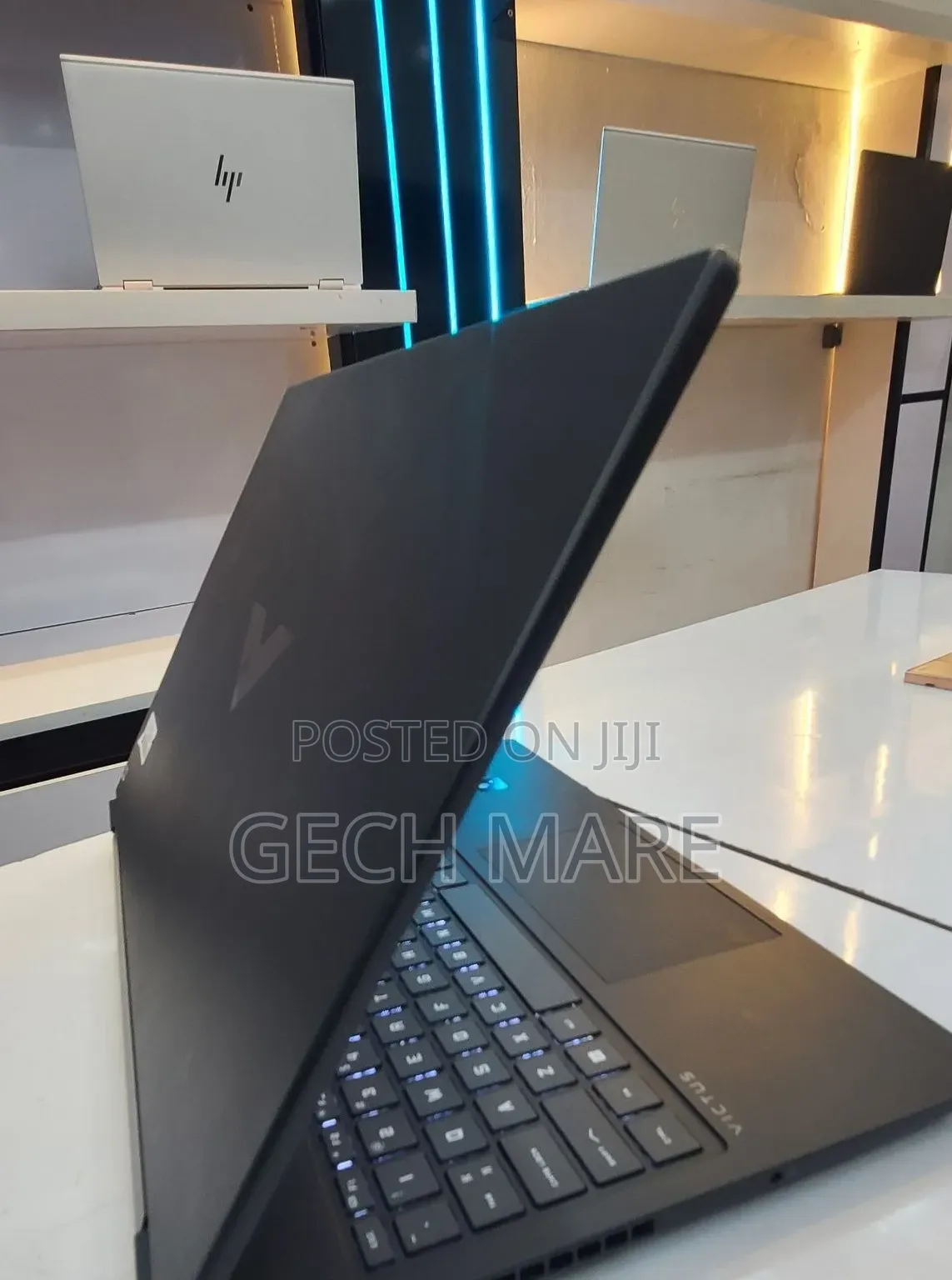 New Laptop HP Victus 15 16GB Intel Core i7 SSD 1T
