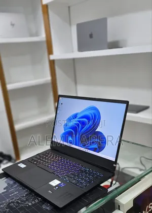 New Laptop HP Omen 16 16GB Intel Core i9 SSD 512GB