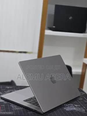 New Laptop Apple MacBook Pro 2021 M1 Max 32GB Apple M1 Max SSD 512GB