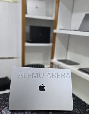 New Laptop Apple MacBook Pro 2021 M1 Max 32GB Apple M1 Max SSD 512GB