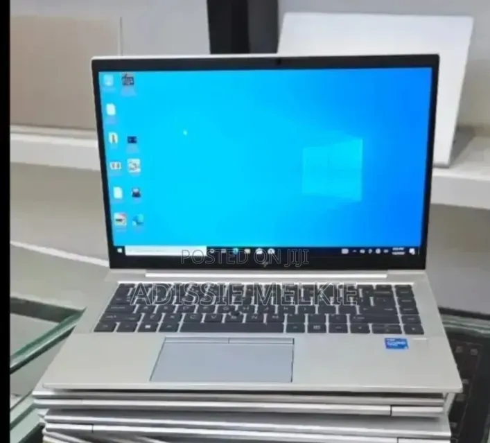 New Laptop HP EliteBook 840 G8 16GB Intel Core i5 SSD 512GB