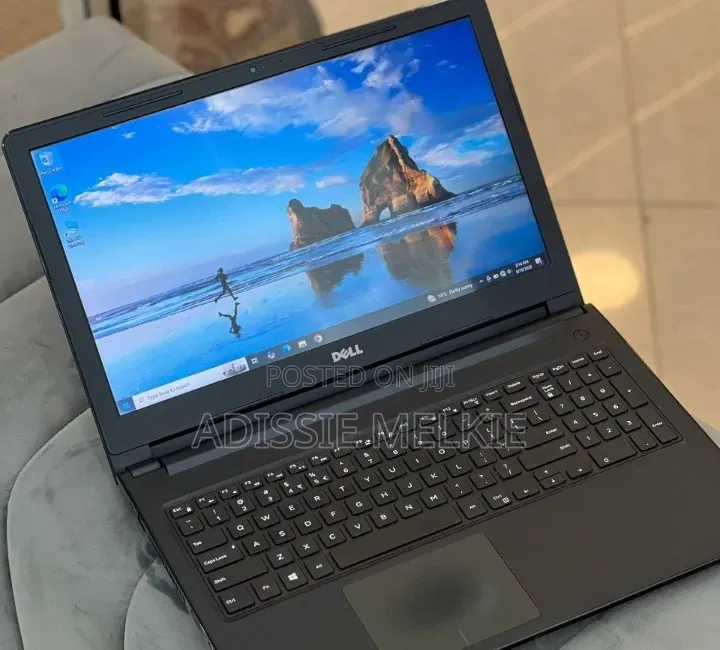 New Laptop Dell Vostro 15 5000 8GB Intel Core i5 HDD 500GB