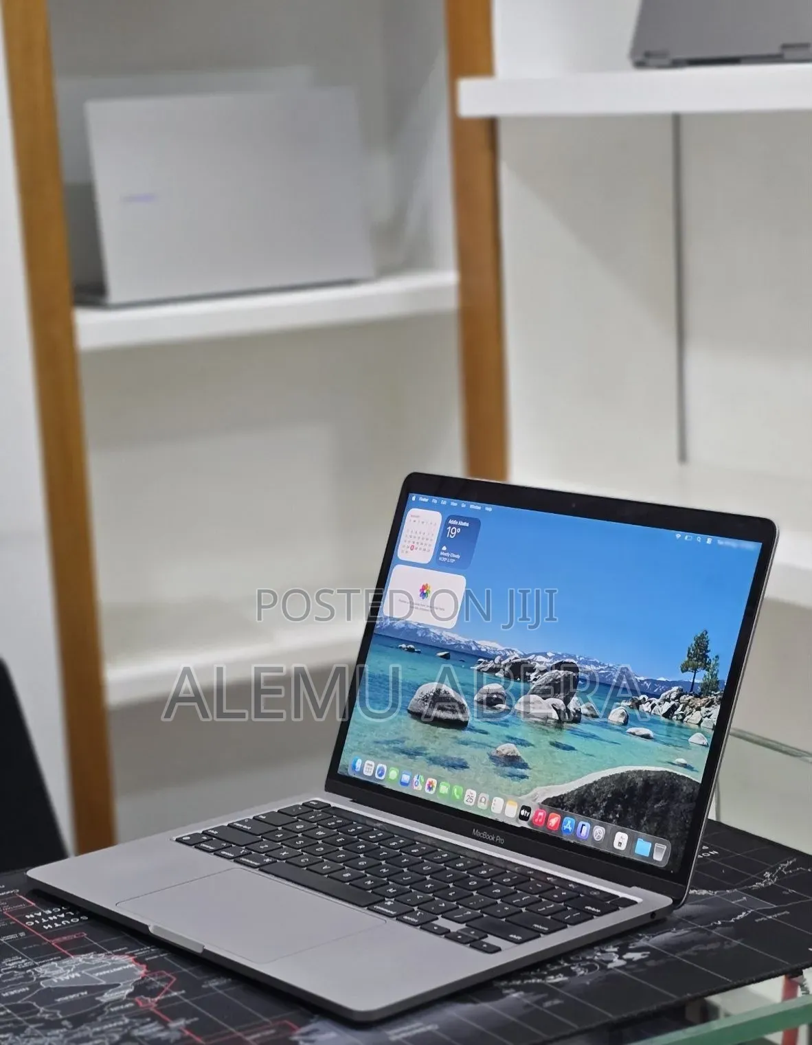 New Laptop Apple MacBook Pro 2022 M2 16GB Apple M2 SSD 512GB