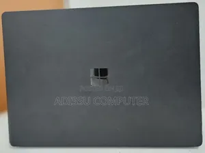 New Laptop Microsoft Surface 16GB Intel Core i7 SSD 512GB