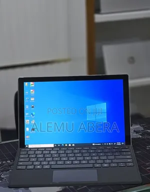 New Laptop Microsoft Surface Pro 7+ 16GB Intel Core i5 SSD 256GB