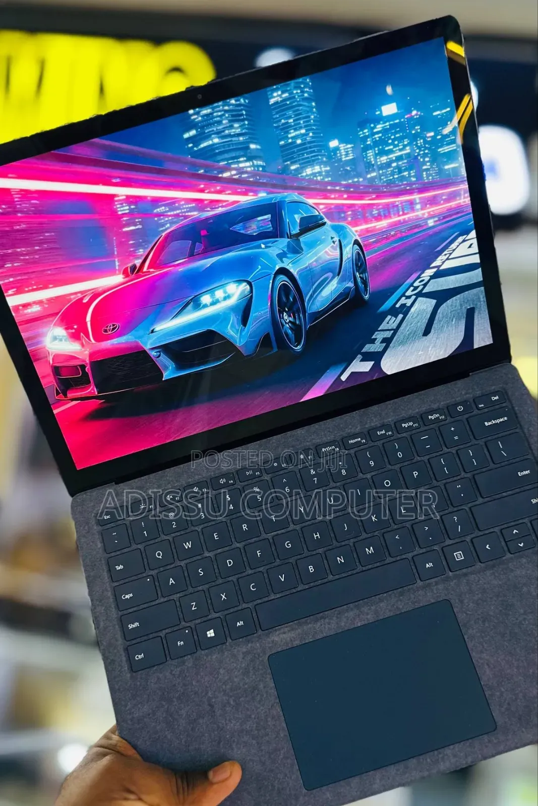 New Laptop Microsoft Surface 8GB Intel Core i5 SSD 256GB