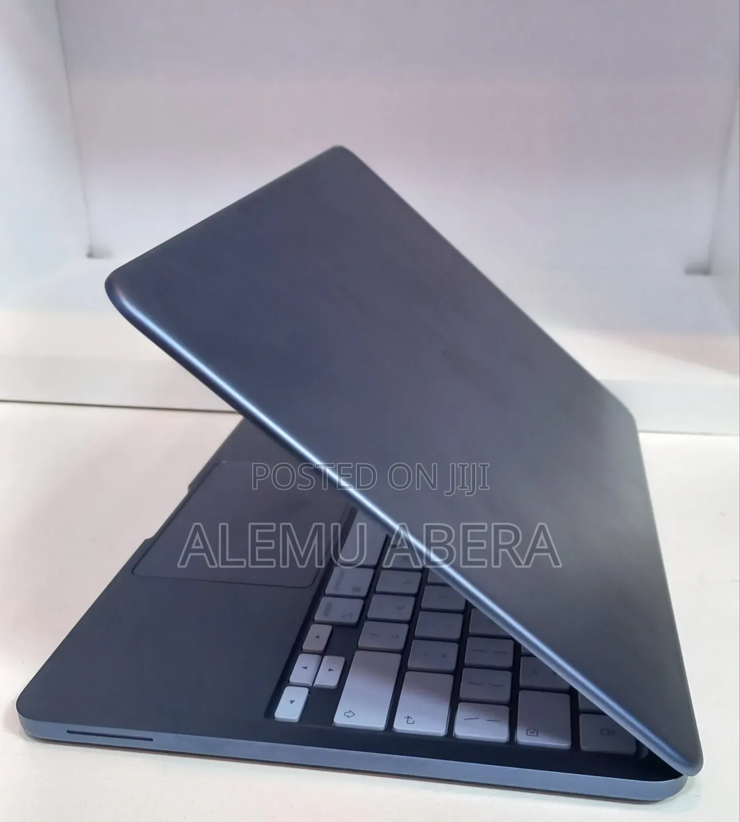 New Laptop Apple MacBook Neo 2026 8GB SSD 256GB
