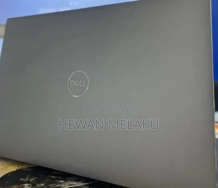 New Laptop Dell 16GB Intel Core i7 SSD 512GB
