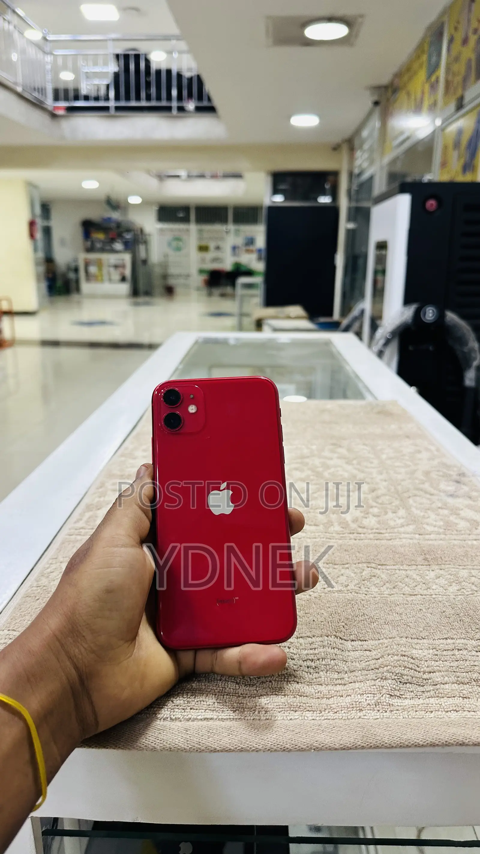 Apple iPhone 11 128 GB Red
