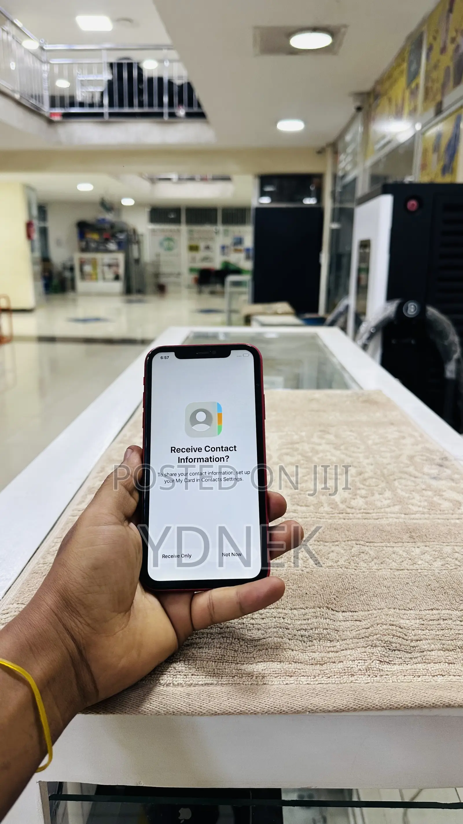 Apple iPhone 11 128 GB Red