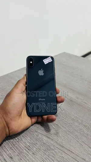 Apple iPhone XS 64 GB Black