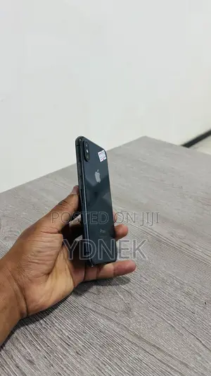 Apple iPhone XS 64 GB Black
