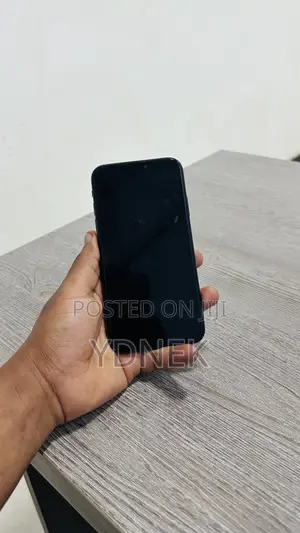 Apple iPhone XR 64 GB Black