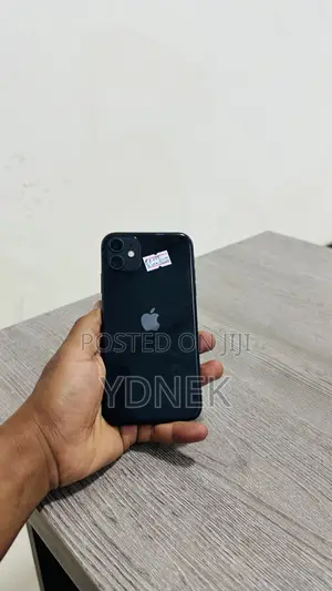 Apple iPhone 11 64 GB Black