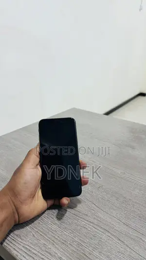 Apple iPhone XS 64 GB Gold