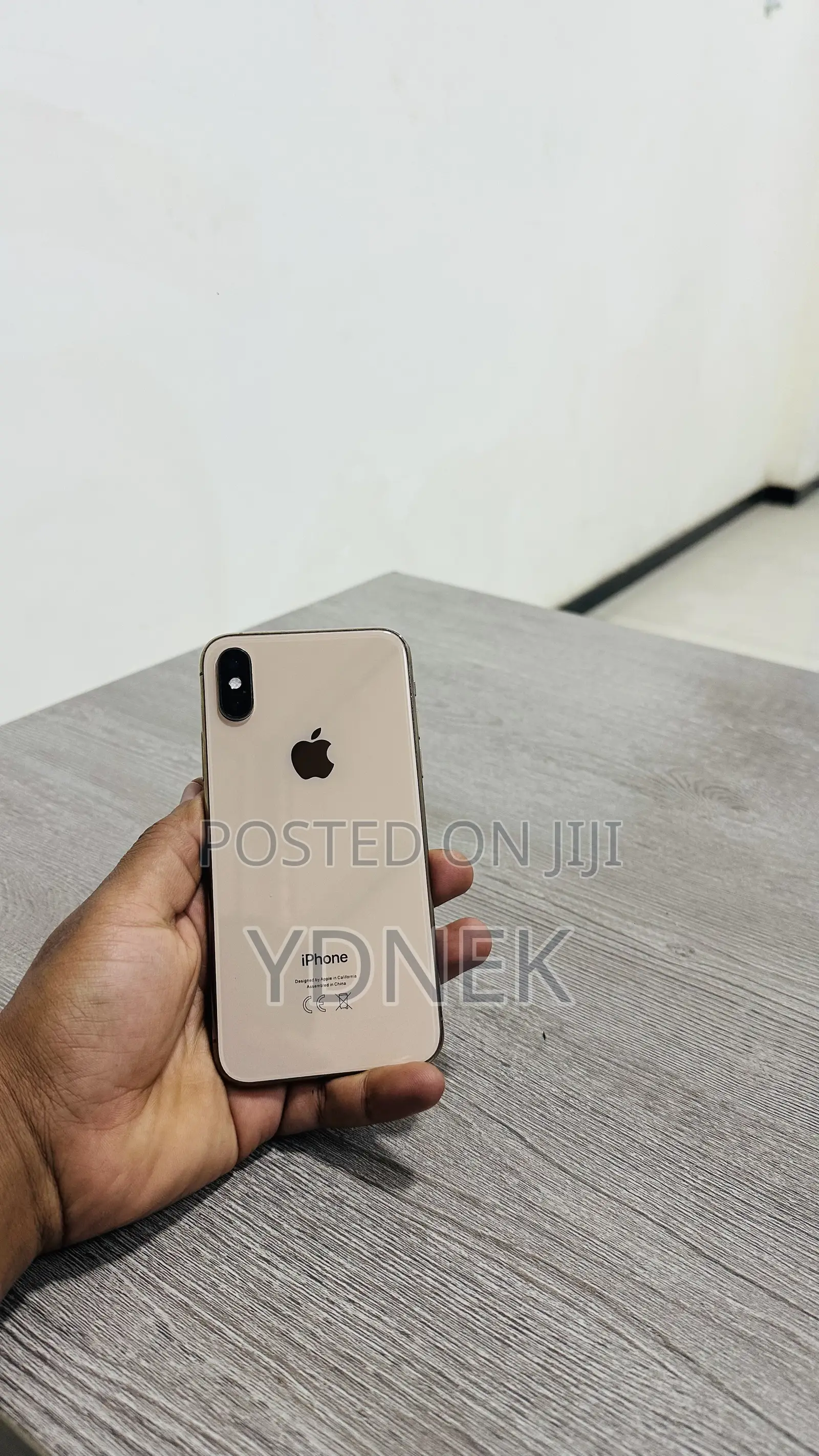 Apple iPhone XS 64 GB Gold