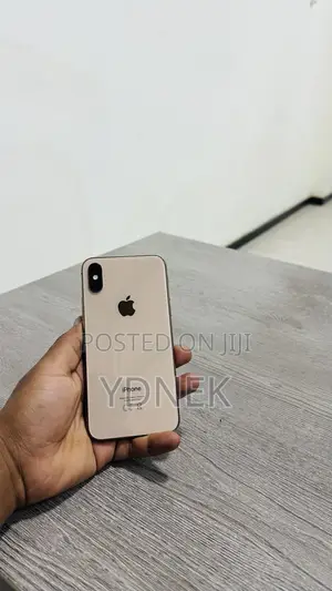Apple iPhone XS 64 GB Gold