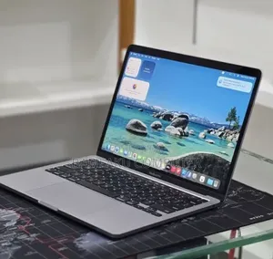 New Laptop Apple MacBook Pro 2020 M1 8GB Apple M1 Pro SSD 256GB