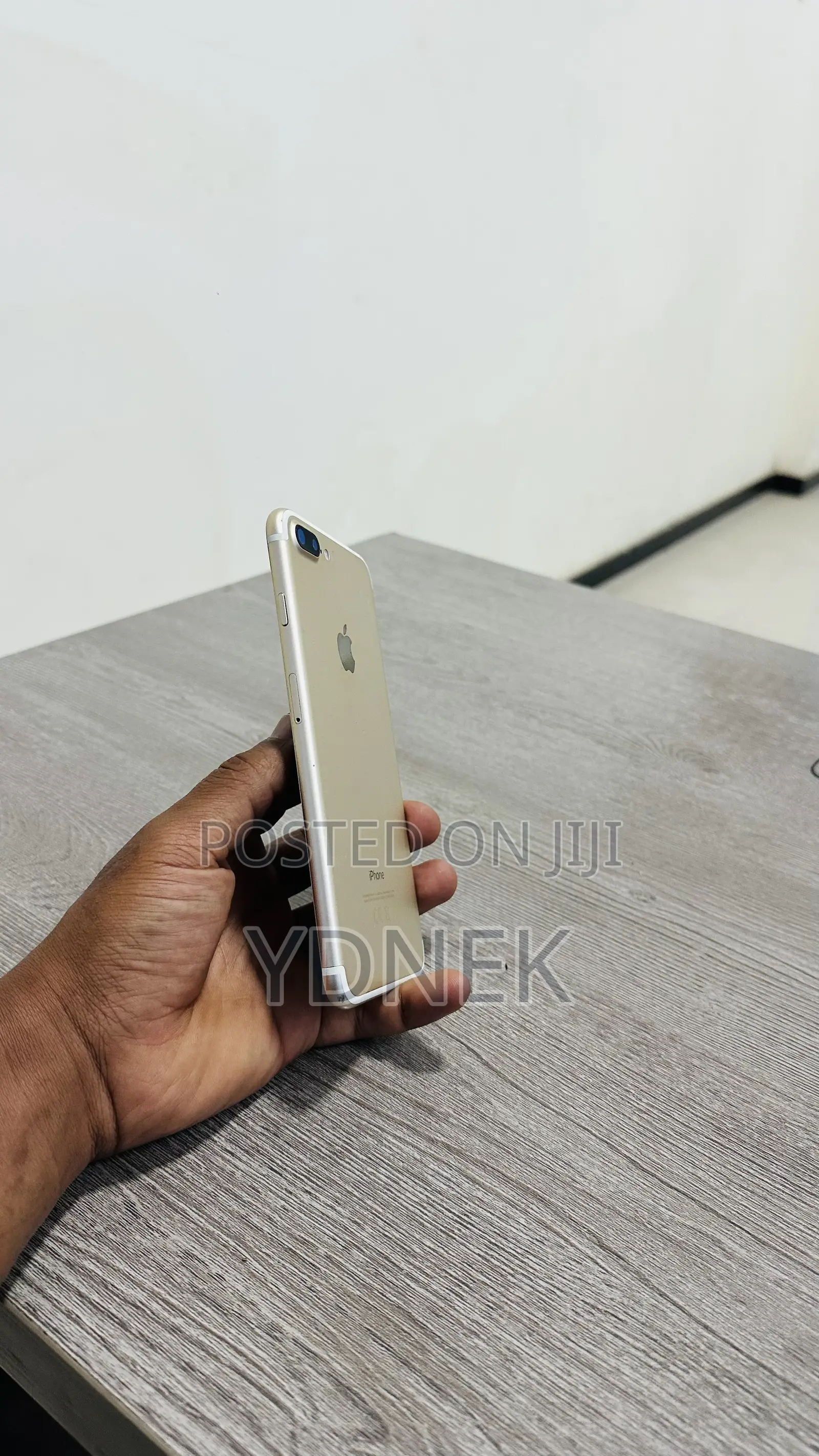 Apple iPhone 7 Plus 32 GB Gold
