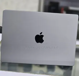 New Laptop Apple MacBook Pro 2021 M1 32GB Apple M1 Pro SSD 512GB