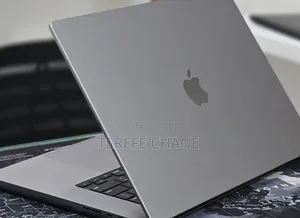 New Laptop Apple MacBook Pro 2023 M2 16GB Apple M2 SSD 512GB
