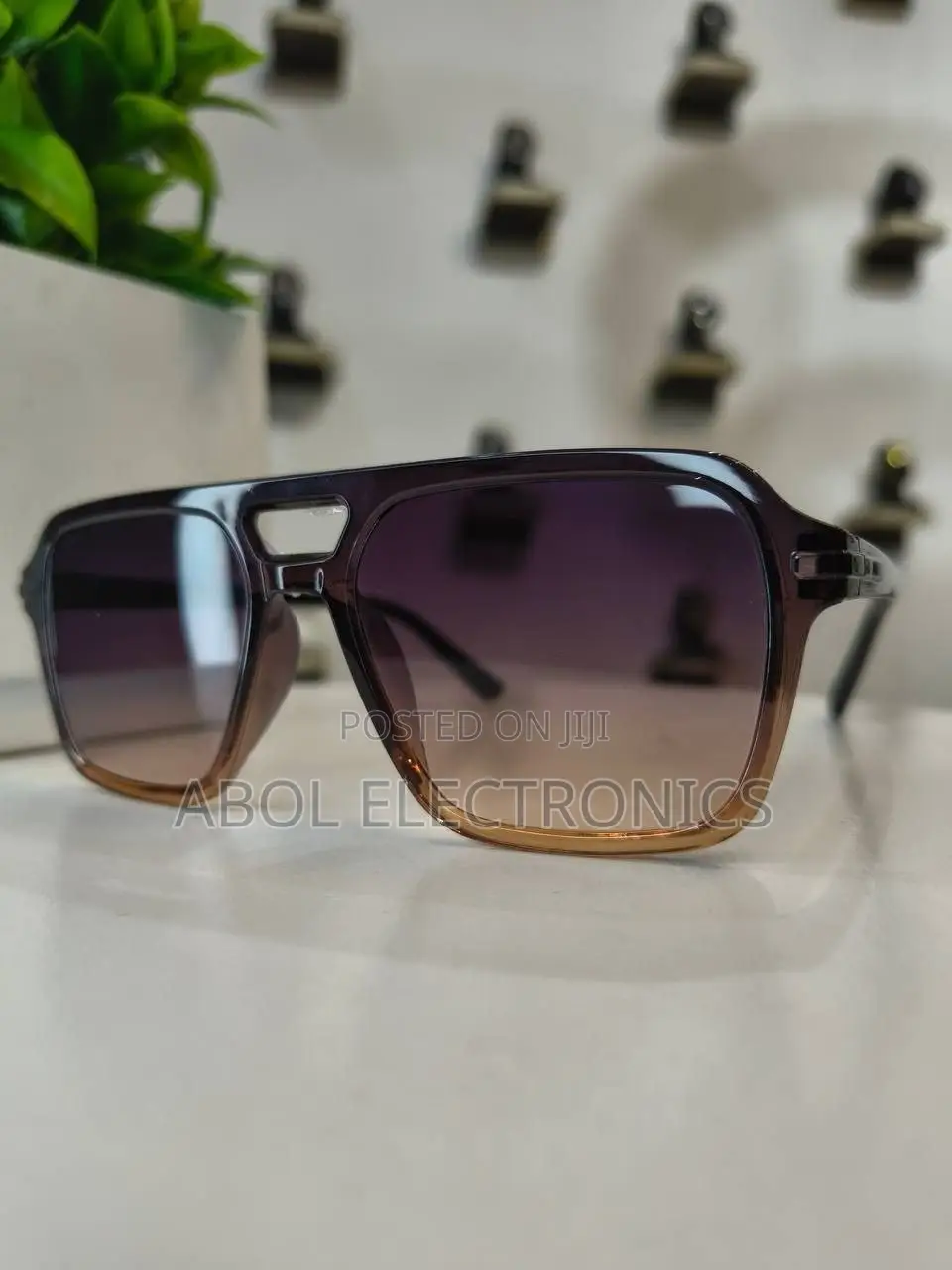Premium Oversized Blue Navigator Sunglasses – Stylish Unisex Eyewear