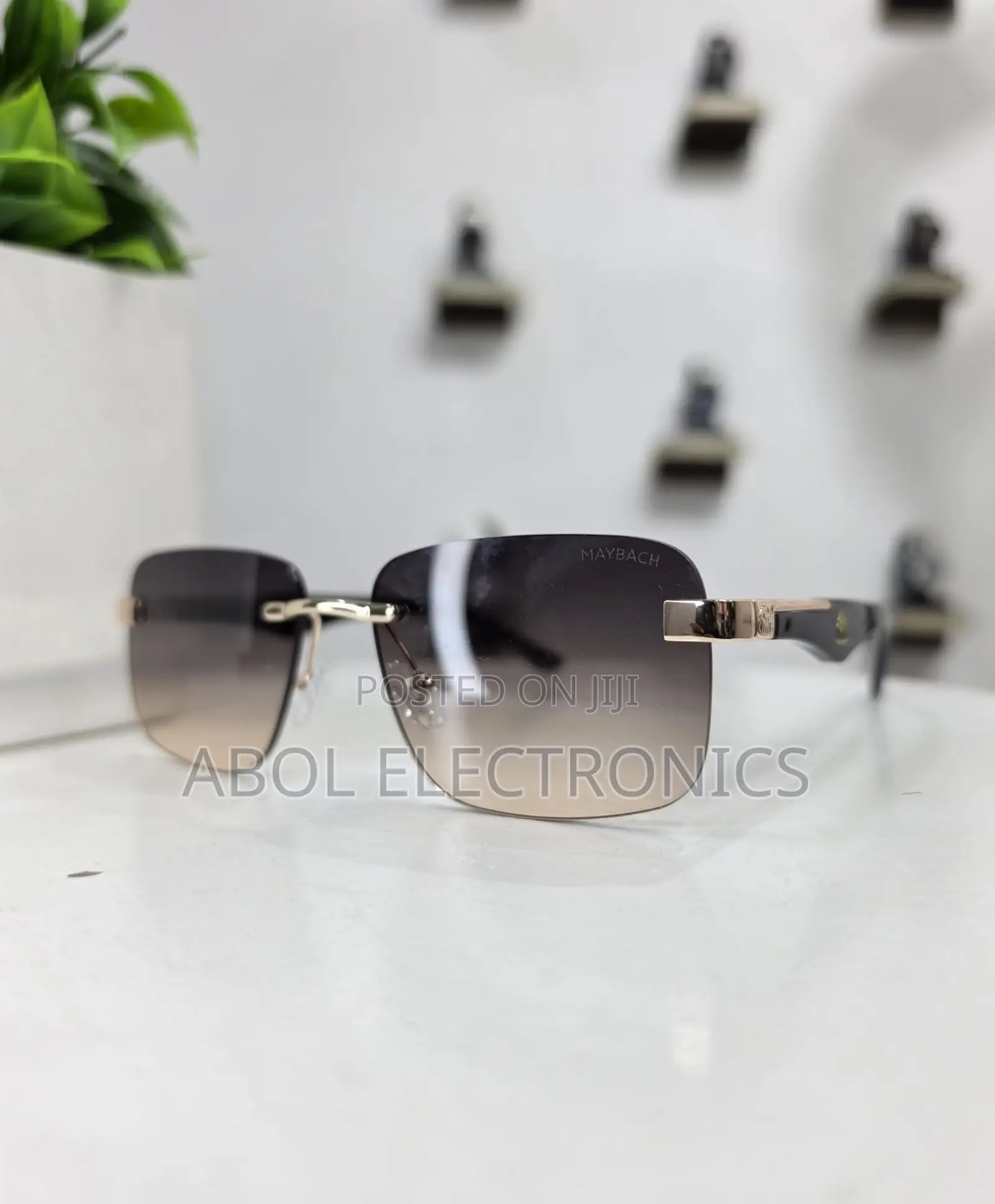 Premium Oversized Blue Navigator Sunglasses – Stylish Unisex Eyewear