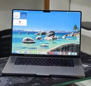 New Laptop Apple MacBook Pro 2022 M2 16GB Apple M2 SSD 512GB