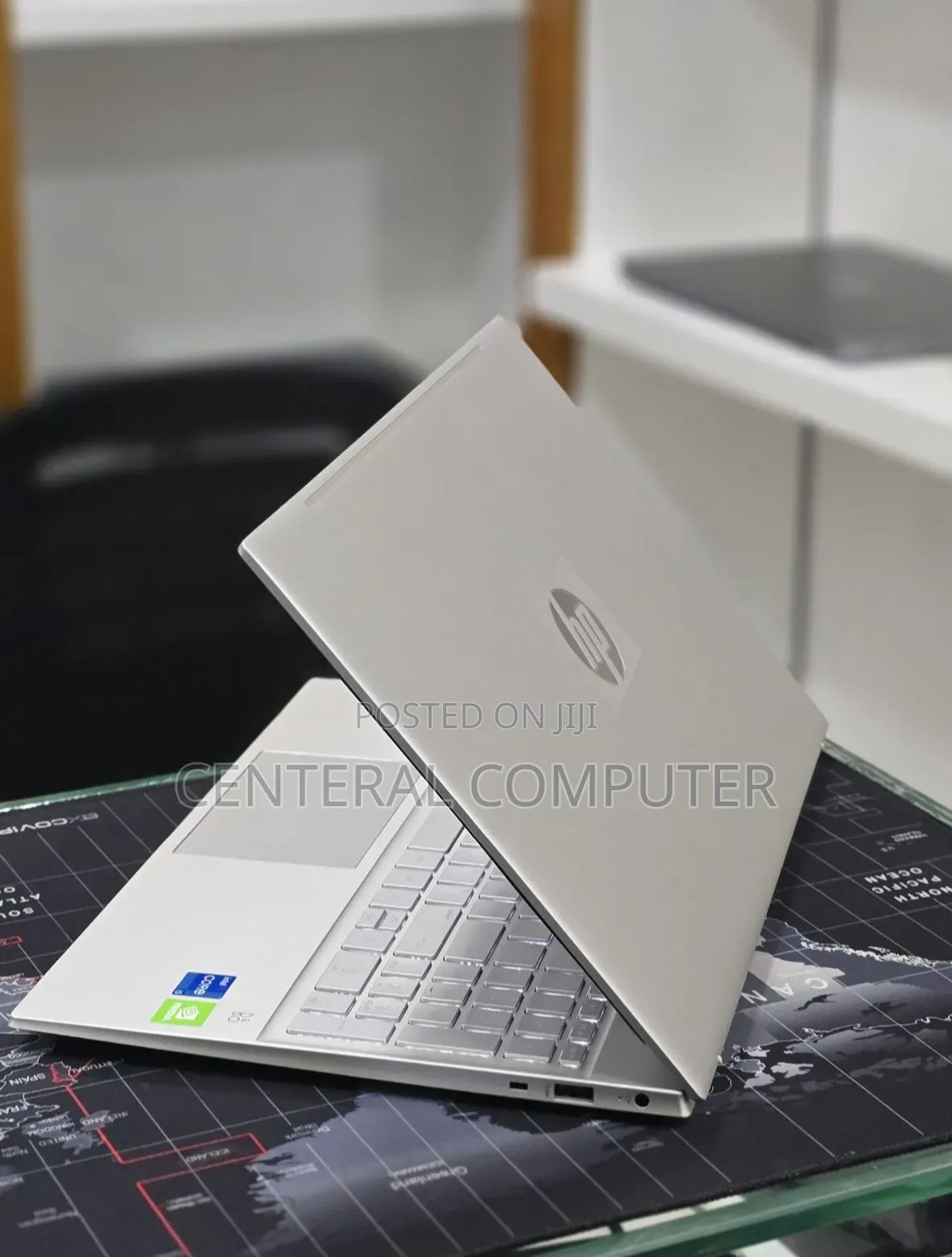 New Laptop HP Pavilion 11 16GB AMD Ryzen 7 SSD 512GB