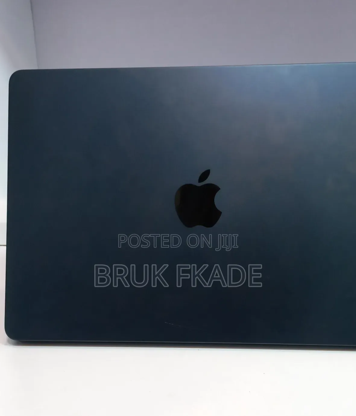 New Laptop Apple MacBook Neo 2026 8GB Intel Core i5 SSD 256GB
