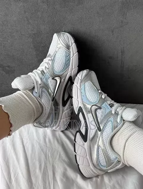 Nike Alr JUST Dolt Orjginal100 የደዉሉ